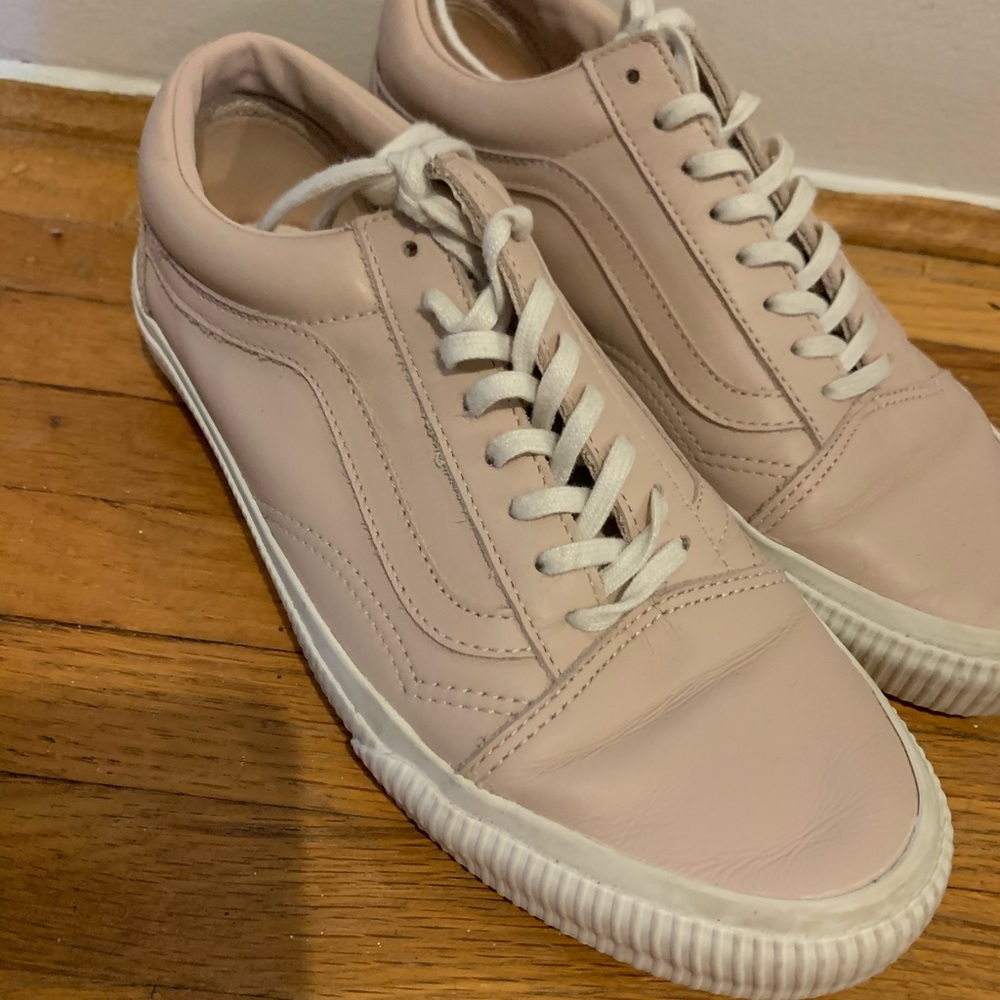 Vans - Picture 2 of 3